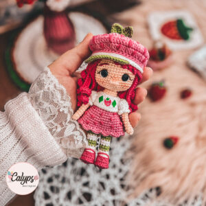 Strawberry Shortcake, 2009 pocket size version | Crochet PDF pattern